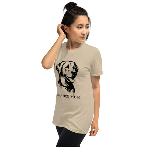 Labrador Mum – Wag Co. Unisex T-Shirt