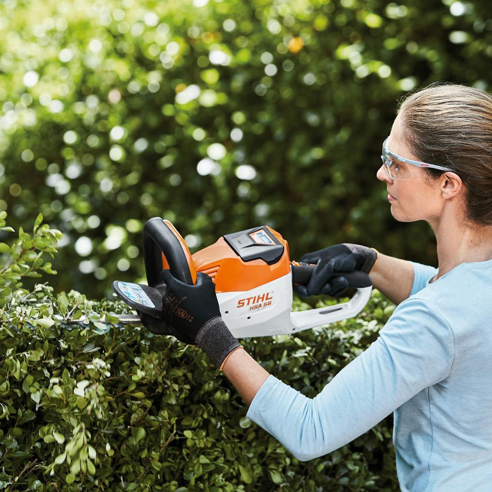 Stihl HSA 56 Lightweight Cordless Hedge Trimmer with 2x Batteries  Charger