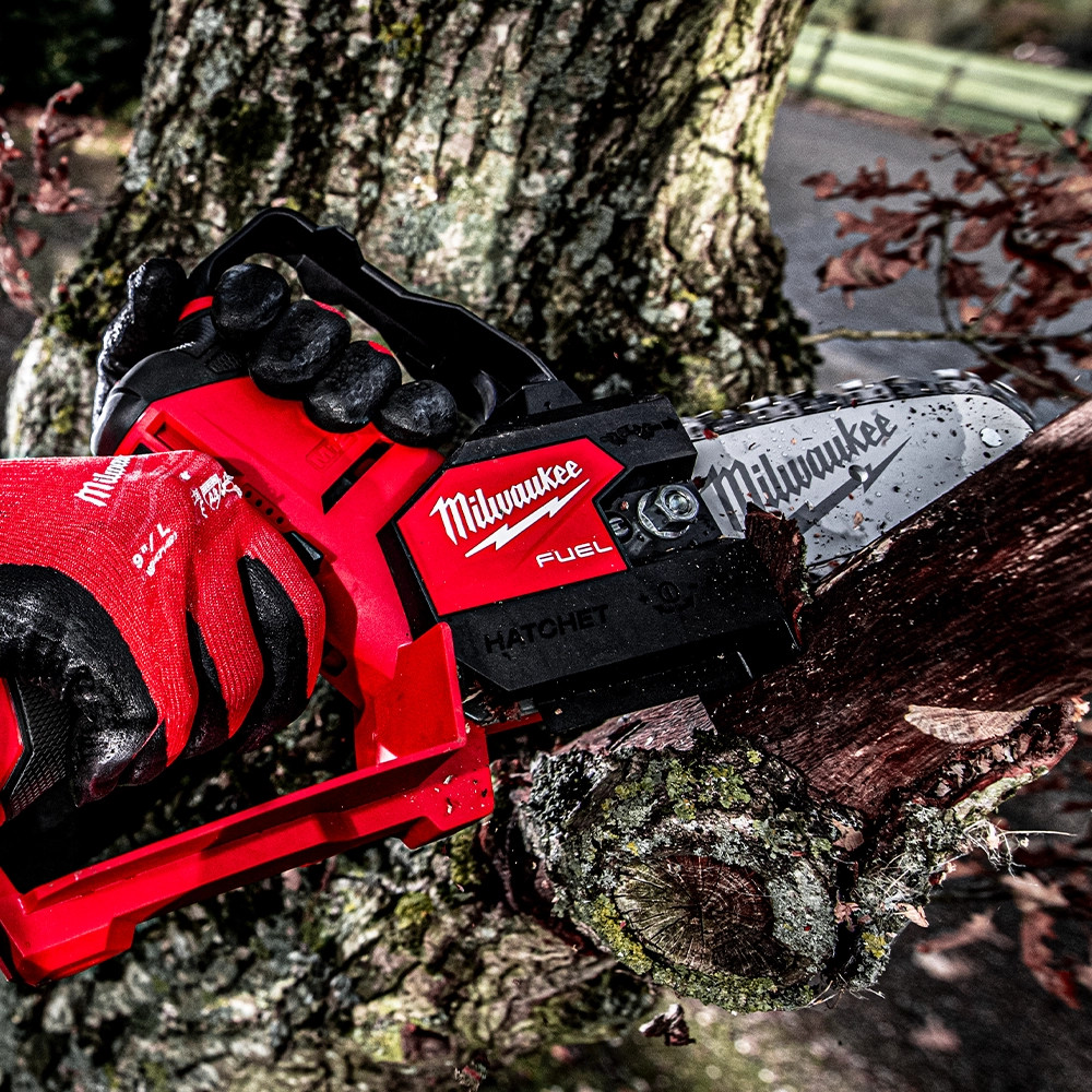 Milwaukee M12 FHS-0 12V 15cm HATCHET Pruning Saw Milwaukee