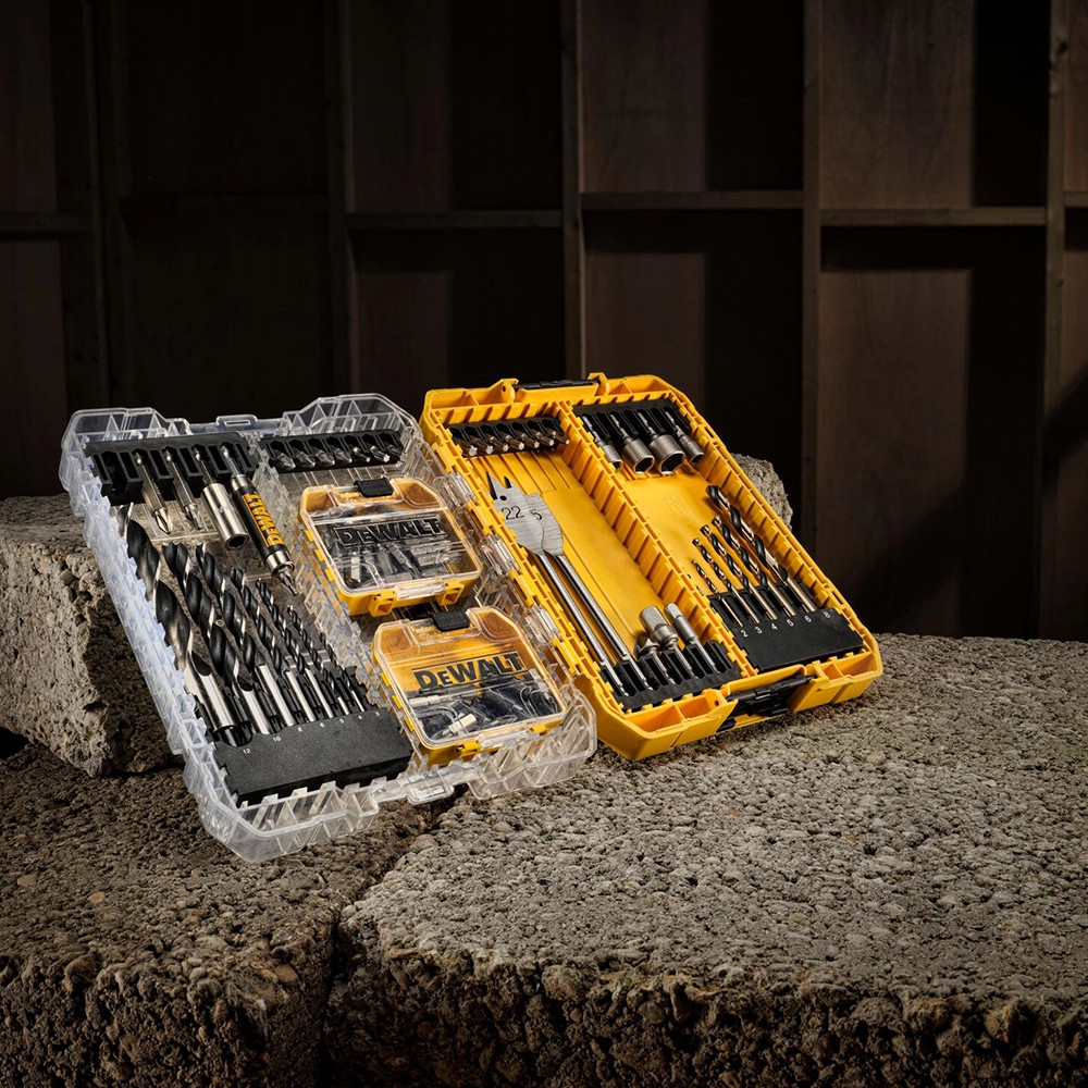 tbです。 Dewalt DT70784-QZ 100 Piece Drill Bit & Screwdriving Bit Set - ITS