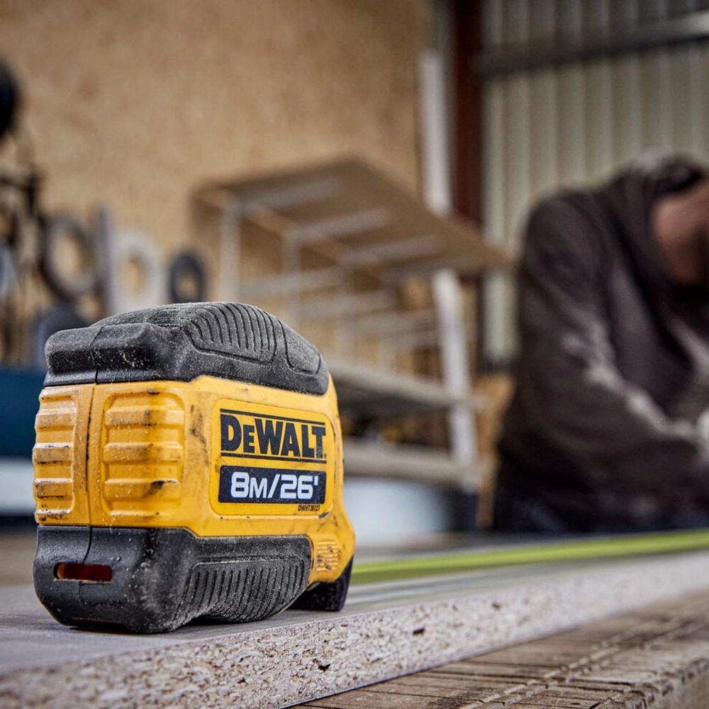 DeWALT Herramientas - Cinta métrica COMPACT 8 m DWHT38128-0 | Sanitino.es