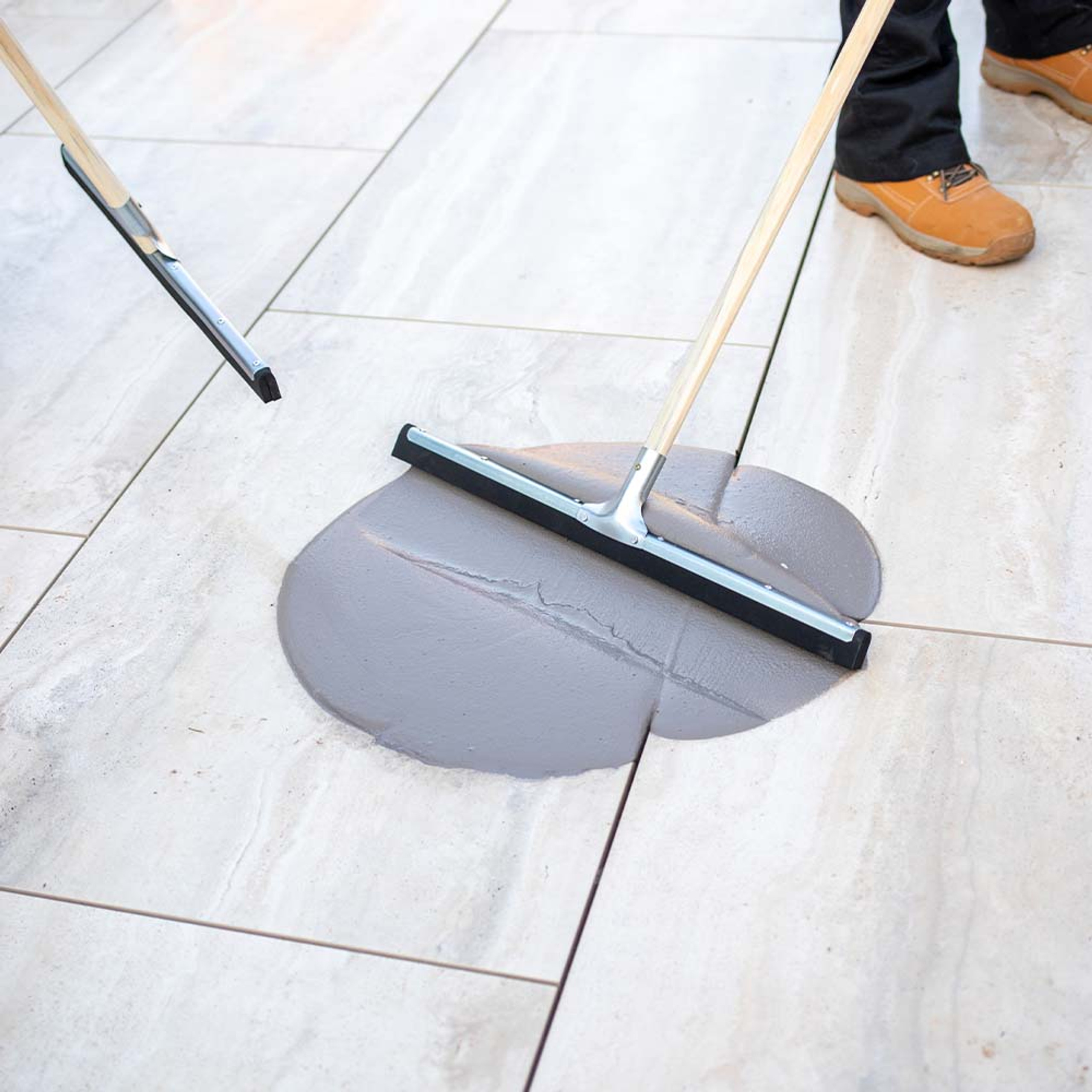 Azpects Easygrout Porcelain Patio Paving Grouting Slurry 15Kg Light Grey