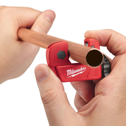 Milwaukee Mini Copper Tube Cutter 3mm15mm ITS.co.uk