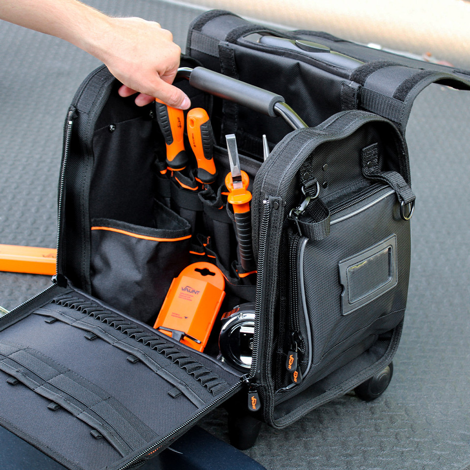 Vaunt Heavy-Duty Full Access Large Wheeled Tool Bag | ITS.co.uk|