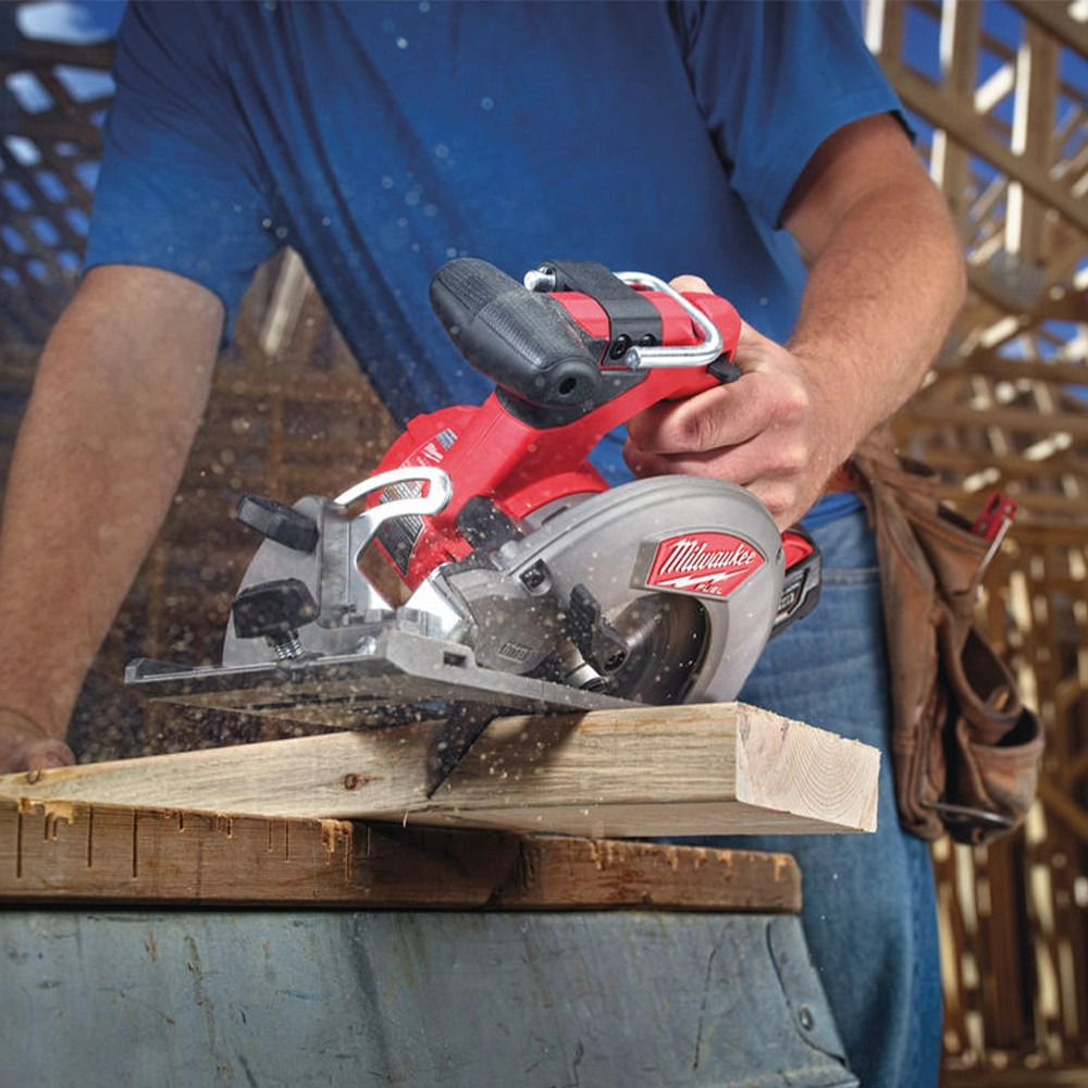 skilsaw left side circular saw Cordless Circular Left Handed Skilsaw Bosch 18V GKS Left Hand Circular Saw  Body Only 06016C1100 SGS