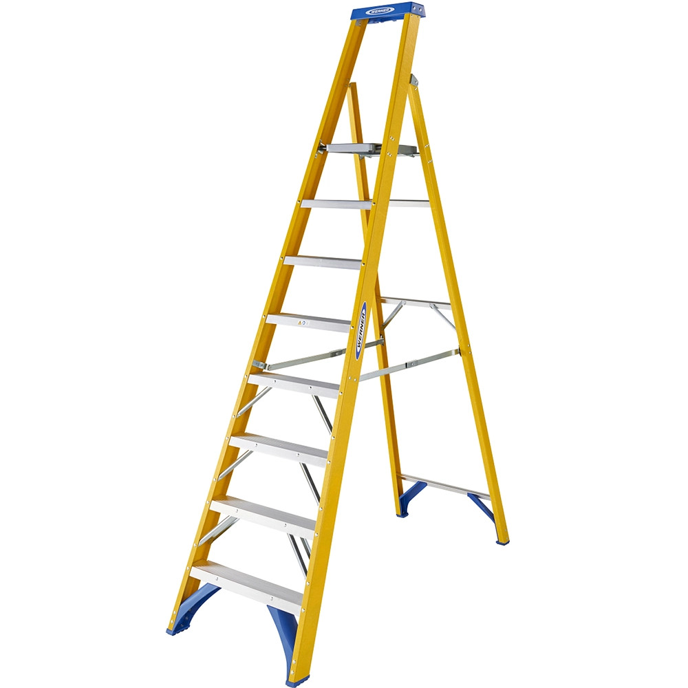 Werner 717 Series 8 Tread Fibreglass Platform Stepladder