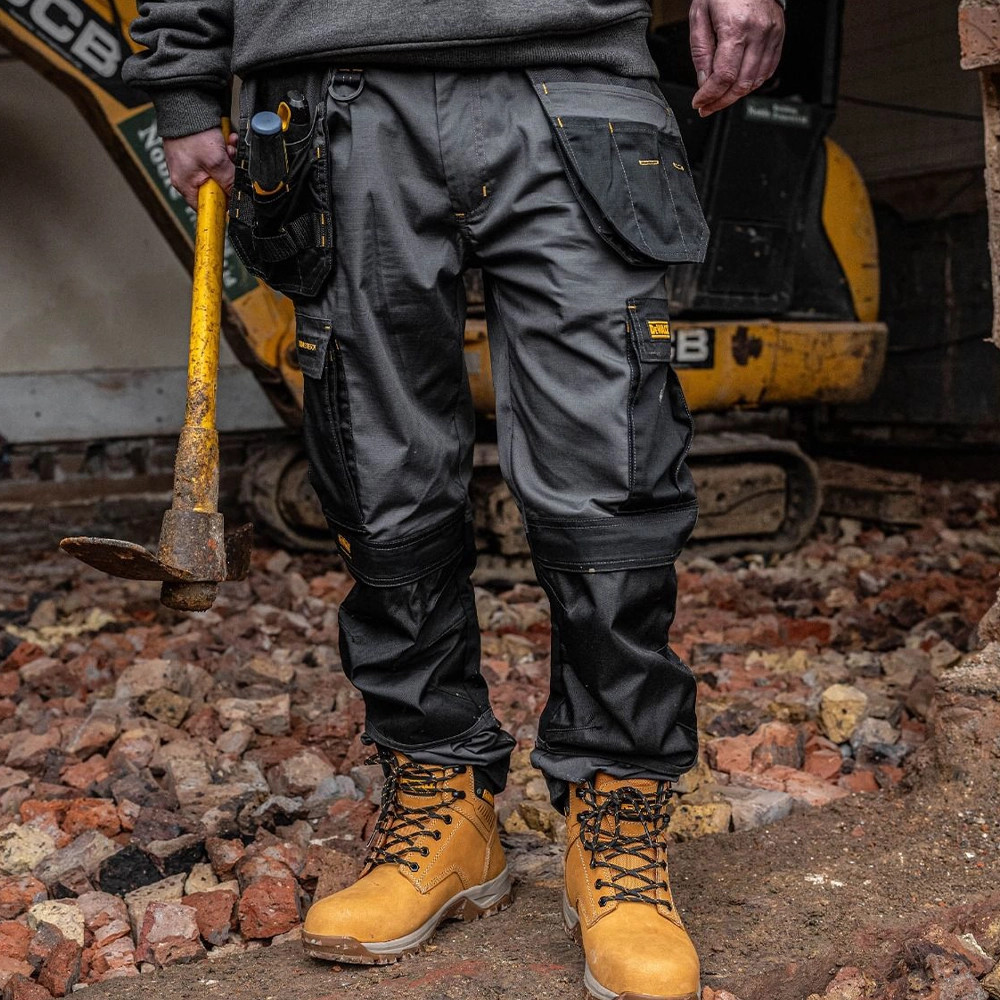Dewalt Albany Slim-Fit Trouser with Holster Pockets Black