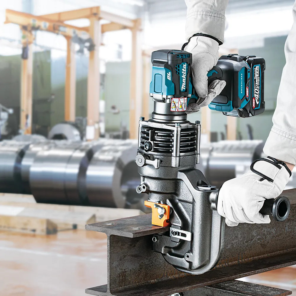 Makita PP001GZK 40V XGT Brushless Metal Hole Puncher Body ITS