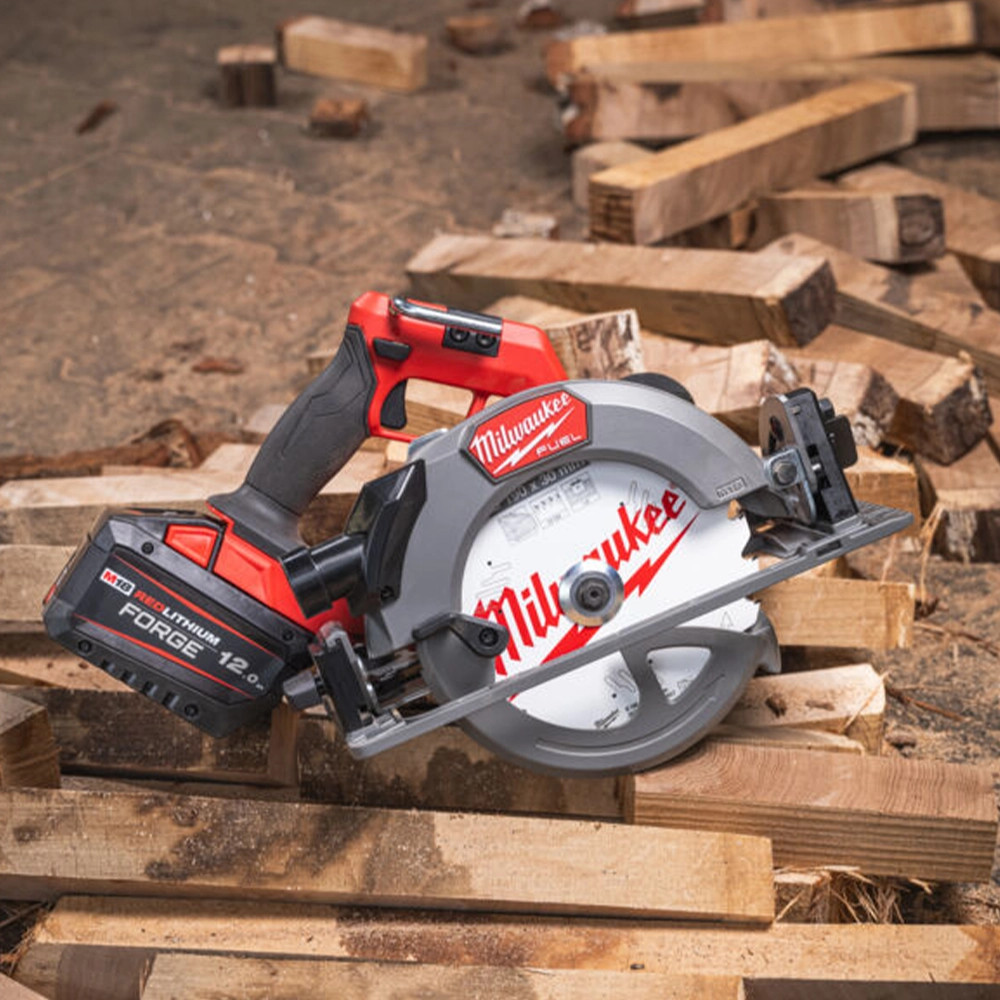 Milwaukee 18v Milwaukee Cordless Skill Saw Fuel Milwaukee M18CCS55