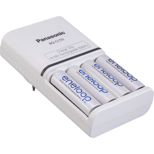 PANASONIC Eneloop 2Hr Quick Charger With 4 Bonus Lsd Aa Batteries