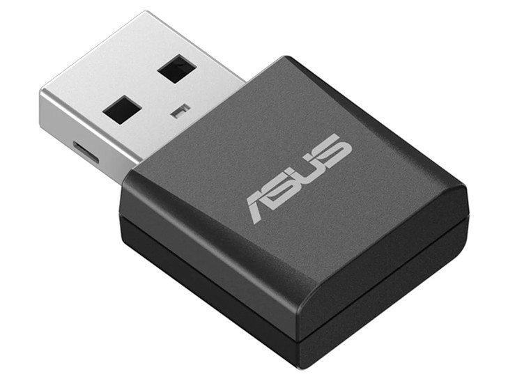 ASUS ROG USB-BE92 WiFi 7 USB adapter