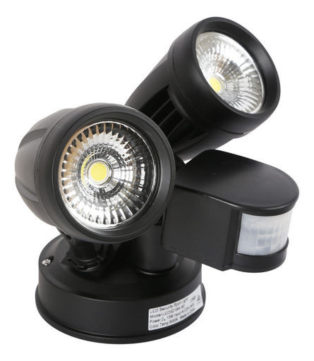 2x 13W LED SPOT LIGHT & MOTION SENSOR - IP54