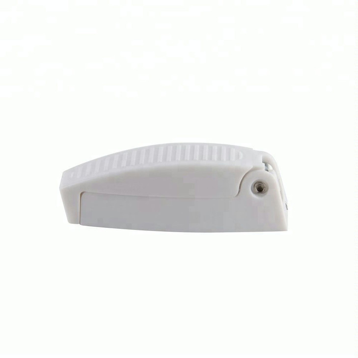 Baggage Door Catch White 2pk