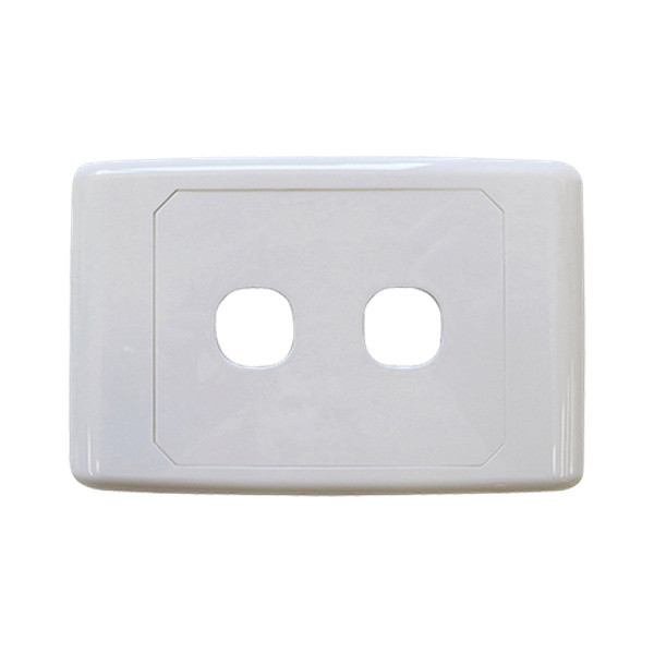 2 Way Outlet Plate including 1 Blank Insert