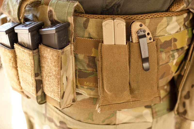 実物　BlueForceGear Ten-Speed ダブル Ten-Speed Double Pistol Mag Pouch