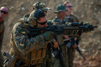 BFG® Monday – The Elastic Pouch You Forget Is There