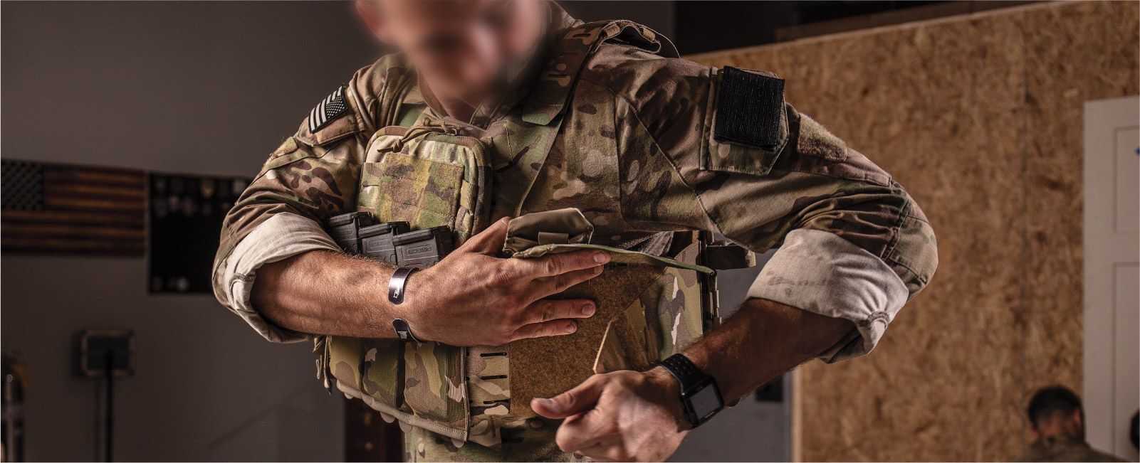 PLATE6 MOLLEminus Plate Carrier