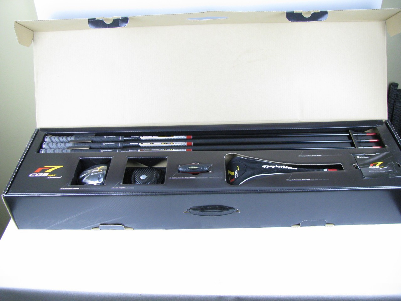 TaylorMade r7 CGB Max Limited Driver Box Set, 3 Stiff Shafts
