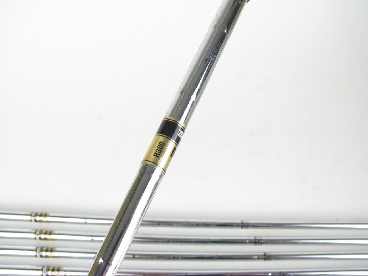 Set Ferri Titleist 690 CB Forgiato, 8 Pezzi 3-PW, Canne In Acciaio Dynamic Gold S200, Flex Stiff Fritz Fon C6 Set Ferri Titleist 690 CB Forgiato, 8 Pezzi 3-PW, Canne In Acciaio Dynamic Gold S200, Flex Stiff Fritz Fon C6