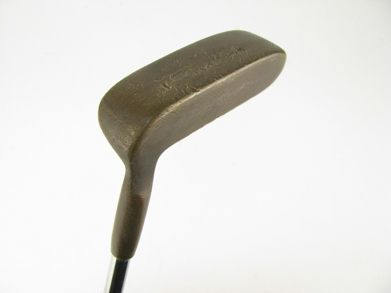 Matzie Velvet Touch Laser Marlin Wood Back Putter 35