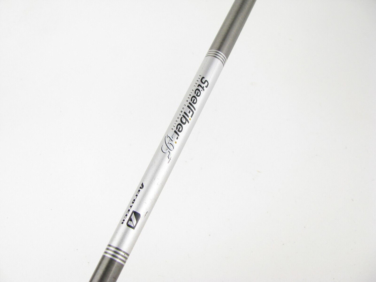 Cleveland RTX-4 Mid Grind Gap Wedge 52 degree 52-10 with Graphite