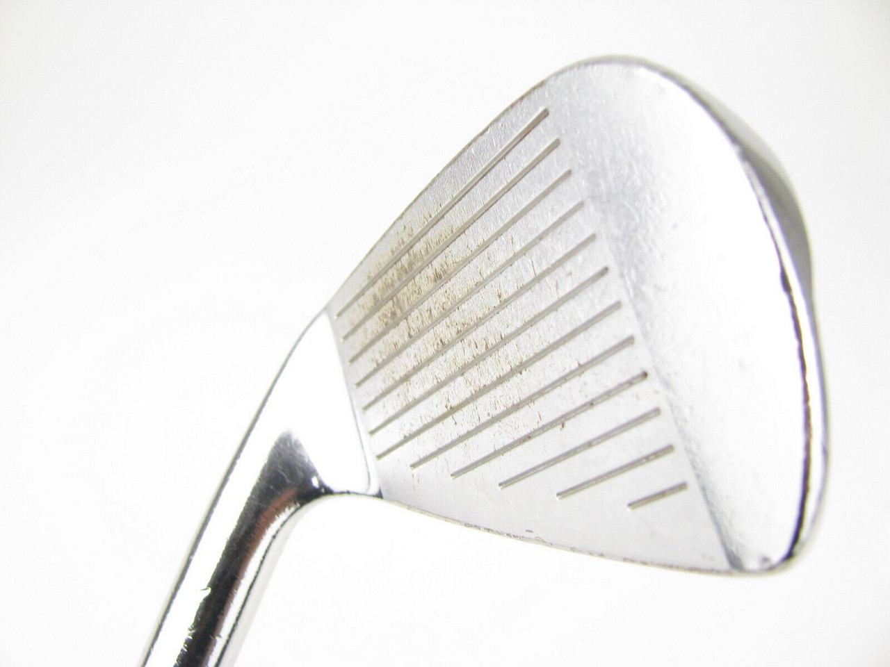 Titleist 690 MB Forged 6 iron with Steel Dynamic Gold R300 Regular