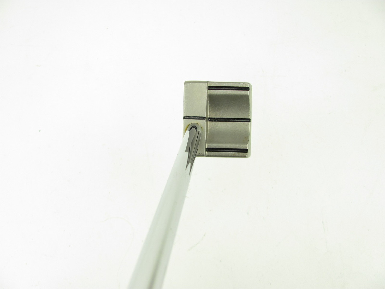 Never Compromise Stubby Putter Training Aid 33 inches