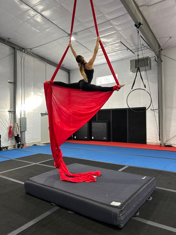 Tumbl Trak Pit Pillow Super Soft Gymnastics Mat With Denim Cover