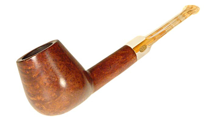 GBD Estate Pipe Conquest Cognac