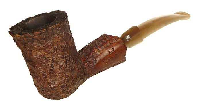 Caminetto Estate Pipe Carved Freehand