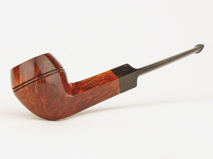 Hardcastle Estate Pipe Regency Bulldog 61 - SmokersHaven.com