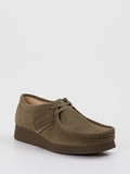Clarks - Schnürschuh aus Veloursleder in grün
