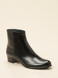 Everybody – Stiefelette aus Lammleder in Schwarz