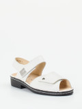 Finn Comfort – Komfortsandalen aus Kalbleder weiß