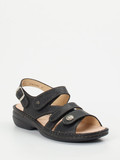 Finn Comfort - Sandale aus Kalbleder in schwarz