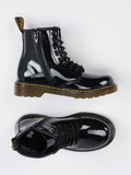 Dr. Martens – Schnürboots aus Lackleder Schwarz