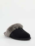 UGG – Lammfell-Pantoffeln aus Veloursleder schwarz