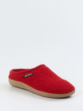 Giesswein – Hüttenschuh aus Wolle in Tomatenrot