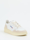 Autry – Sneaker aus Veloursleder in Offwhite