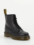 Dr. Martens - Boots aus Kalbleder in schwarz
