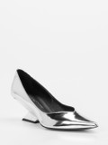 Konstantin Starke – Pumps aus Metallicleder silber
