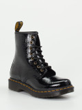 Dr. Martens – Schnürboots aus Lackleder Schwarz