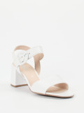 Gabor – Sandalen aus Lammleder weiß glänzend