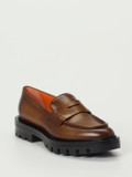 Santoni – Loafer aus Hochglanzleder in Braun