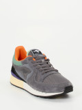 Kangaroos – Retro-Sneaker aus Veloursleder grau