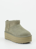 UGG – Plateau-Stiefelette aus Veloursleder Salbeigrün