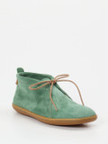 El Naturalista – Chukka Boots aus Veloursleder salbeigrün