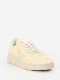 VEJA – Sneaker aus Kalbleder in Beige