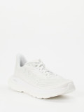 HOKA – Laufschuhe aus Mesh in Offwhite