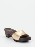Softclox – Clogs aus Metallicleder und Holzsohle